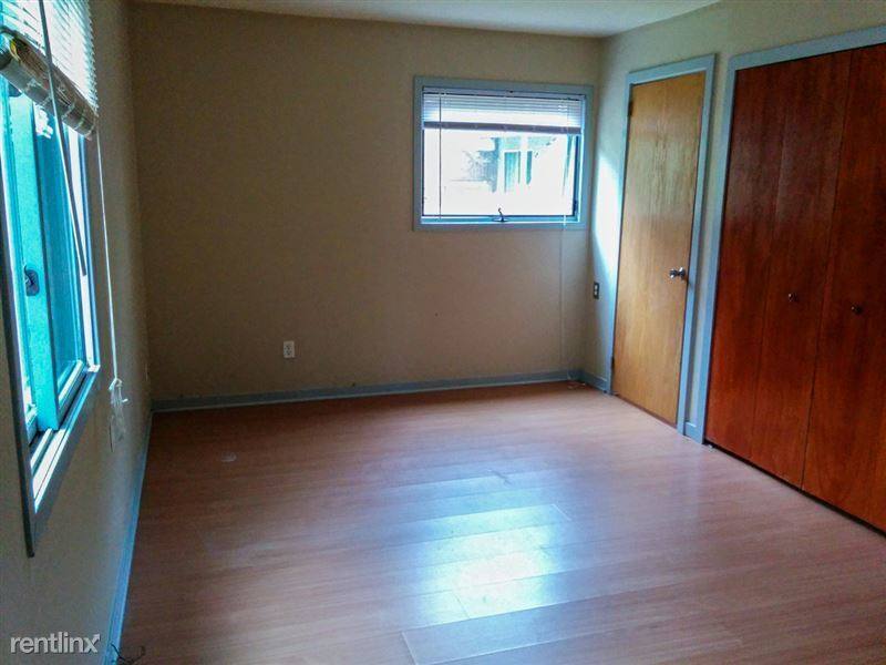House for rent at 1556A Jones Dr #4, Ann Arbor, MI 48105