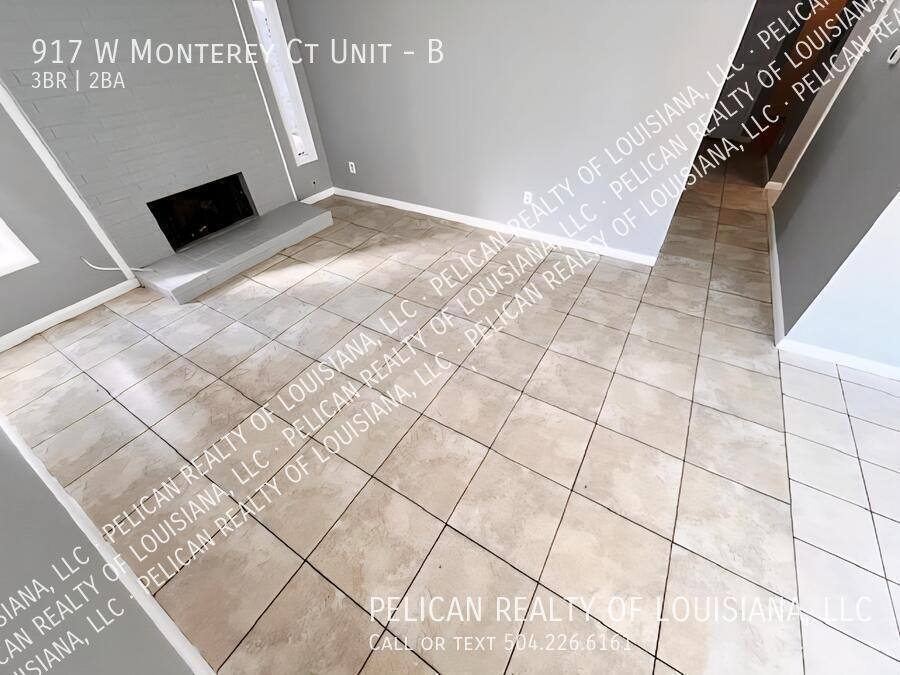 Apartment for rent at 917 W Monterey Court #B, Gretna, LA 70056