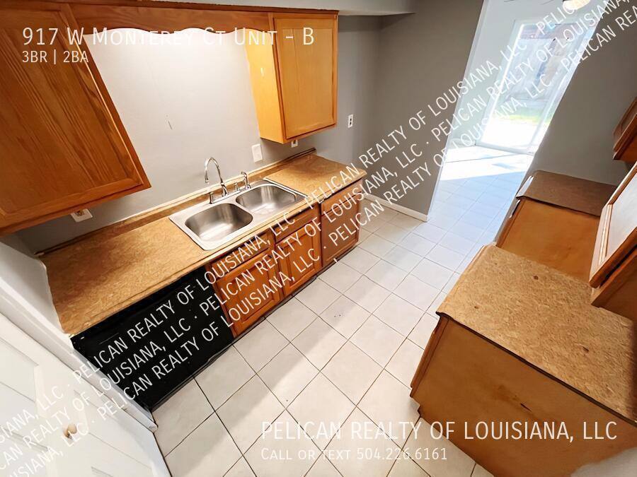 Apartment for rent at 917 W Monterey Court #B, Gretna, LA 70056