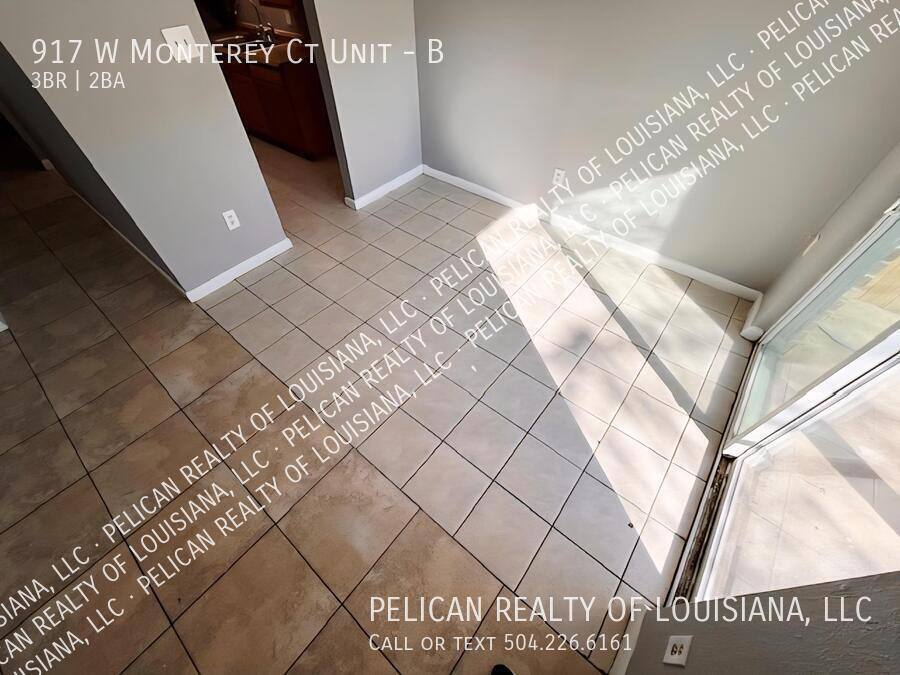 Apartment for rent at 917 W Monterey Court #B, Gretna, LA 70056
