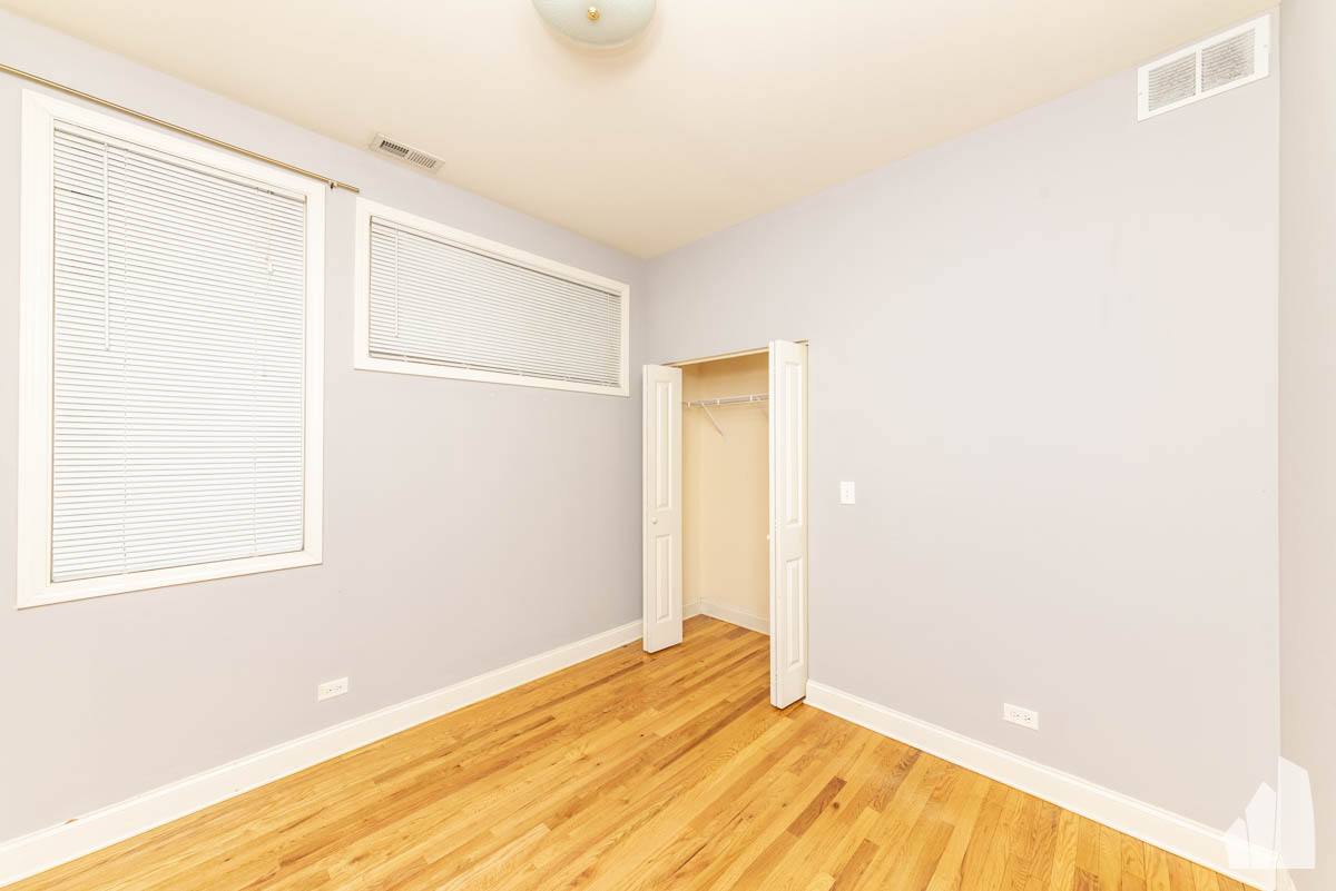Condo for rent at 1133 W Addison #1, Chicago, IL 60613