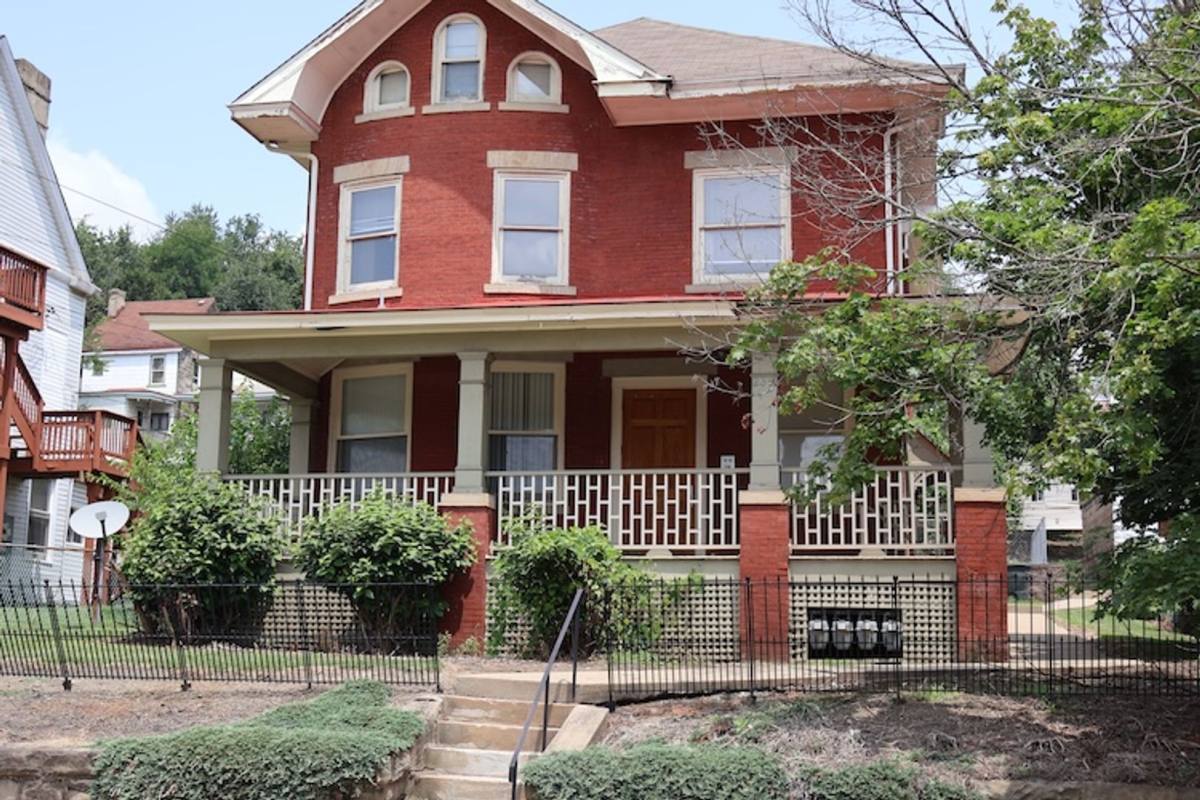 Apartment for rent at 817 Kirkpatrick, 235 Hawkins, 216 Bessemer, Braddock, PA 15104