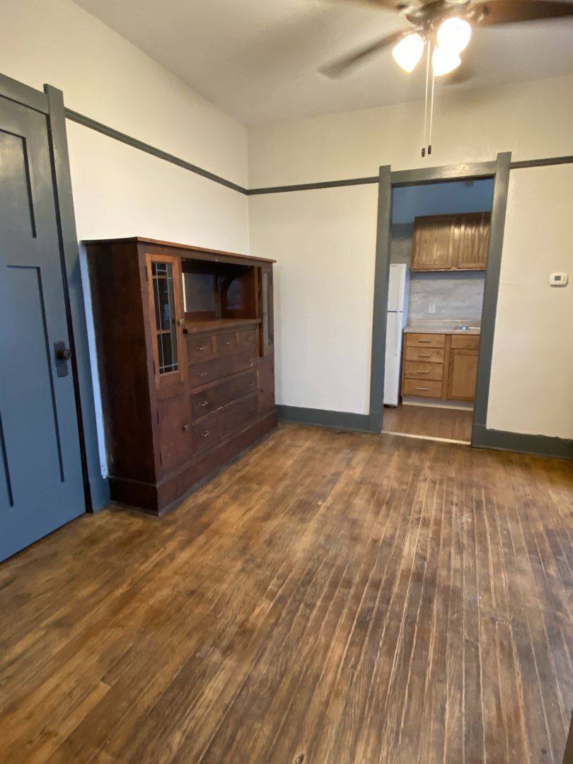 Apartment for rent at 201 N 2nd Ave, Marshalltown, IA 50158