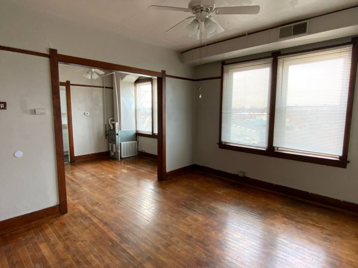 Apartment for rent at 201 N 2nd Ave, Marshalltown, IA 50158