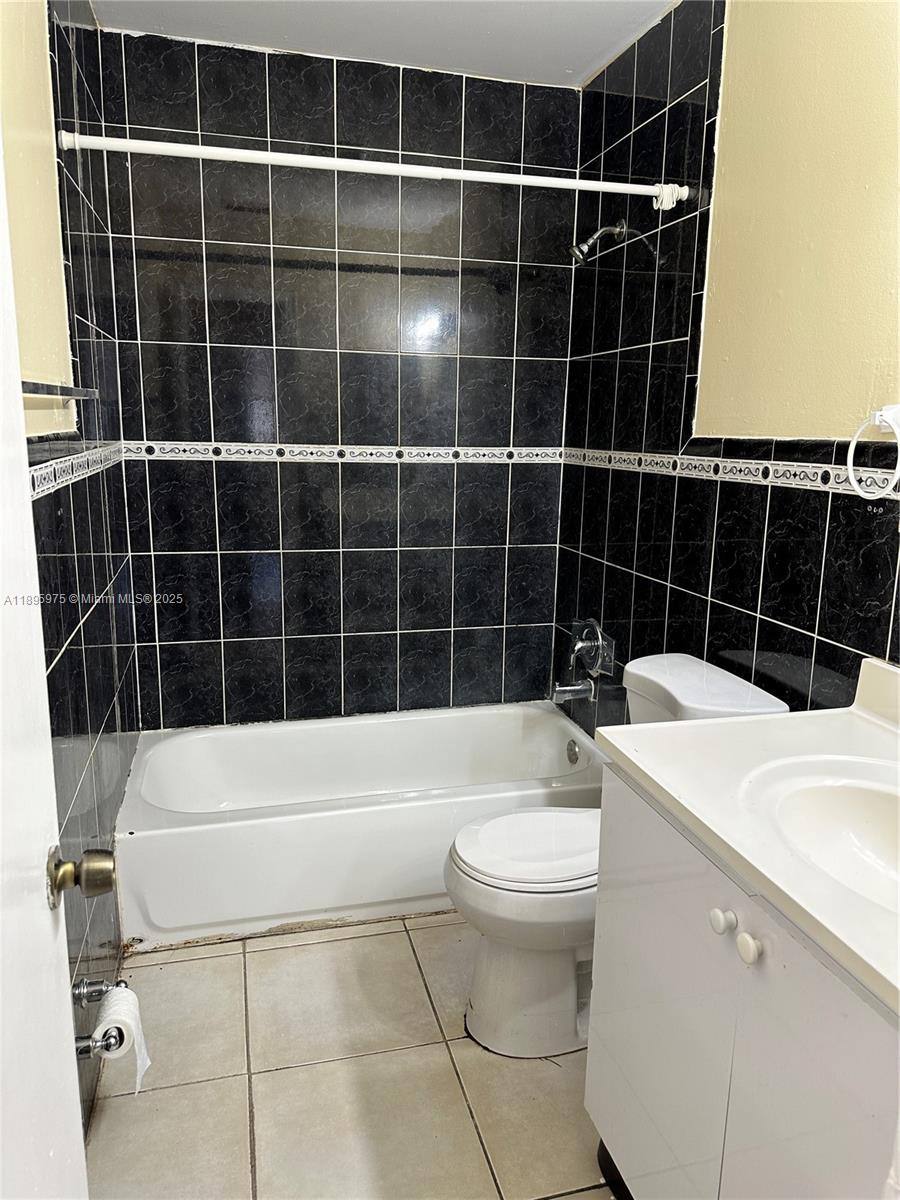 Apartment for rent at 5315 NW 22nd St, Fort Lauderdale, FL 33313