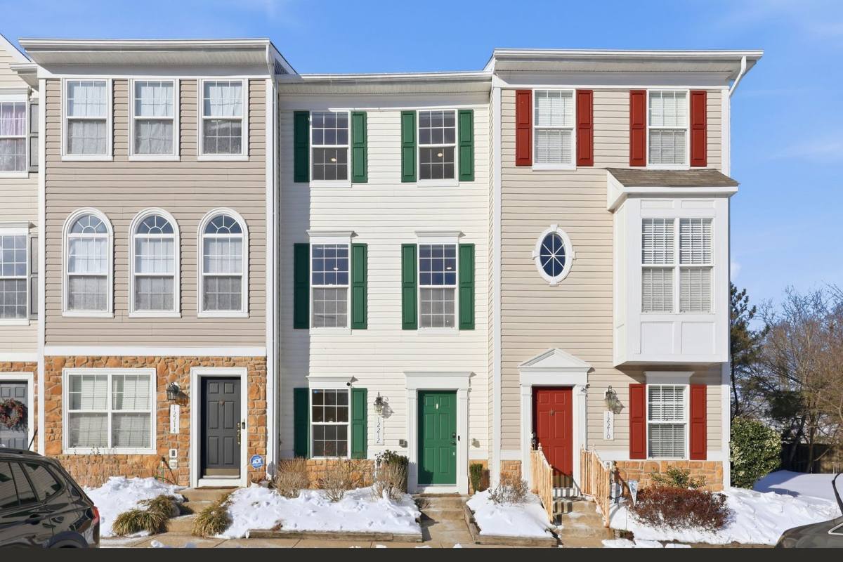 Townhouse for rent at 12212 Densmore Court, Woodbridge, VA 22192