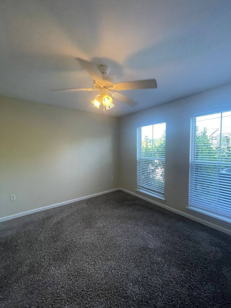 Apartment for rent at 1105 Tree Top Way, Knoxville, TN 37920
