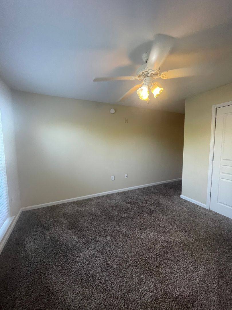Apartment for rent at 1105 Tree Top Way, Knoxville, TN 37920