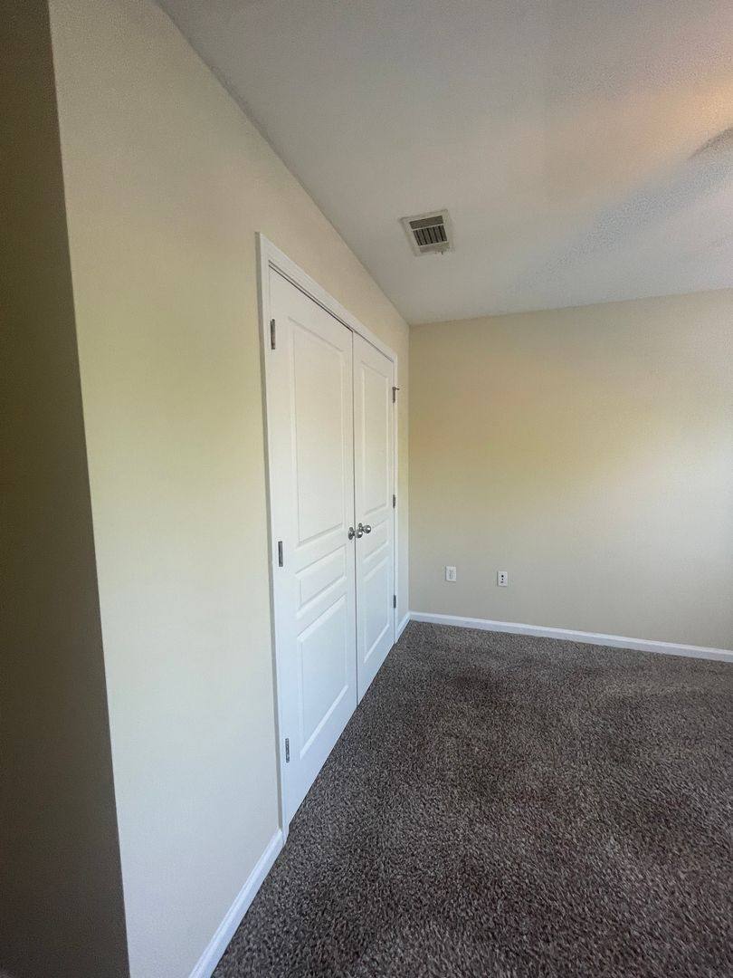 Apartment for rent at 1105 Tree Top Way, Knoxville, TN 37920