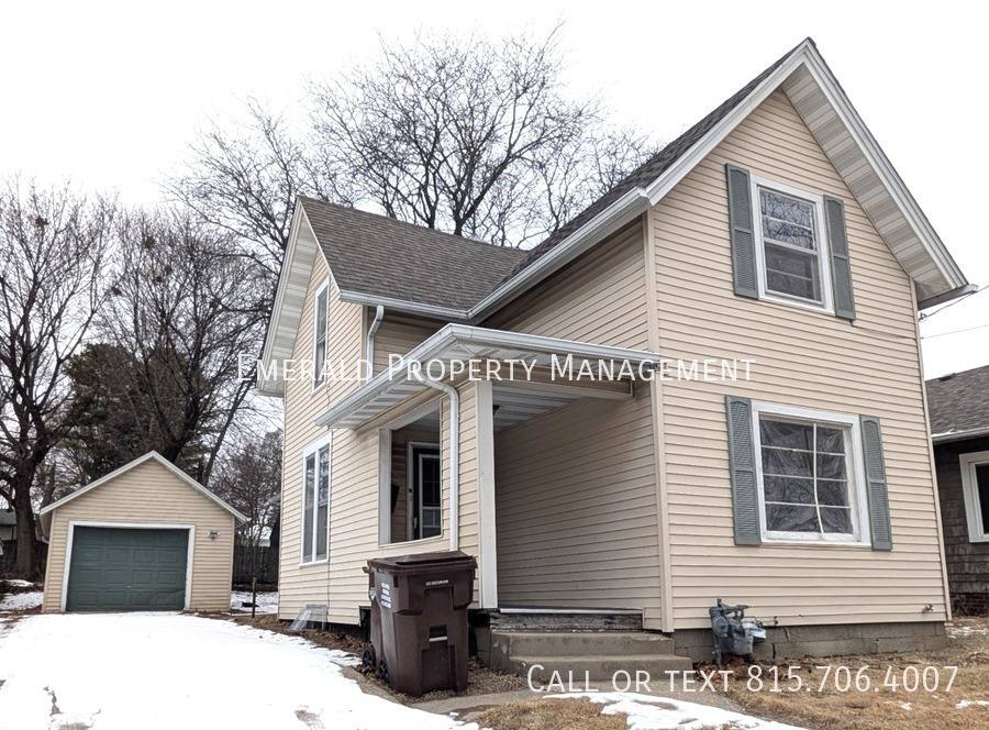 House for rent at 1313 20th St, Rockford, IL 61104