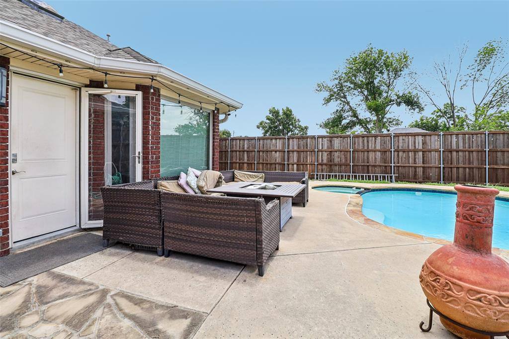 Apartment for rent at 3801 Silver Maple Dr, Carrollton, TX 75007