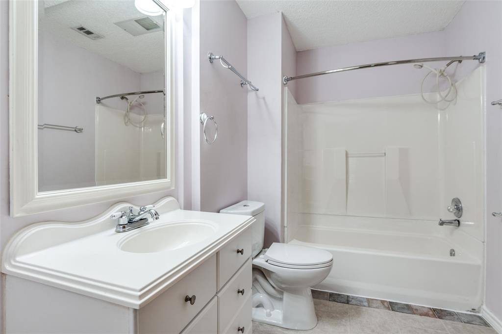 Apartment for rent at 3801 Silver Maple Dr, Carrollton, TX 75007