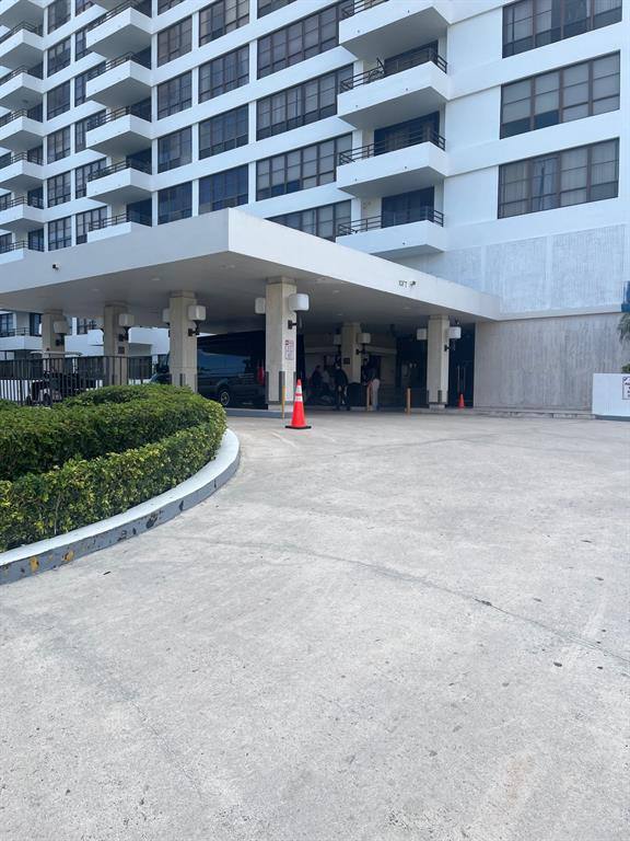 Condo for rent at 600 Three Islands Blvd #1015, Hallandale, FL 33009