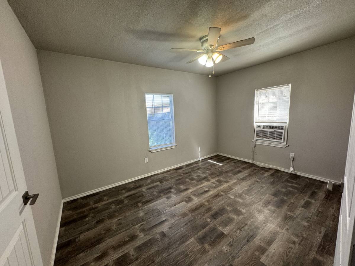 House for rent at 509 E Queens St, Lubbock, TX 79403