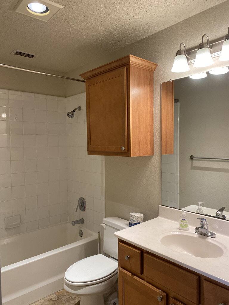 Townhouse for rent at 2112 Main St #4, Lubbock, TX 79401
