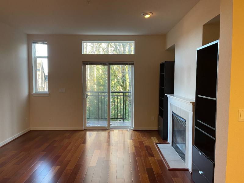 Townhouse for rent at 2233 NW Hidden Lane, Issaquah, WA 98027