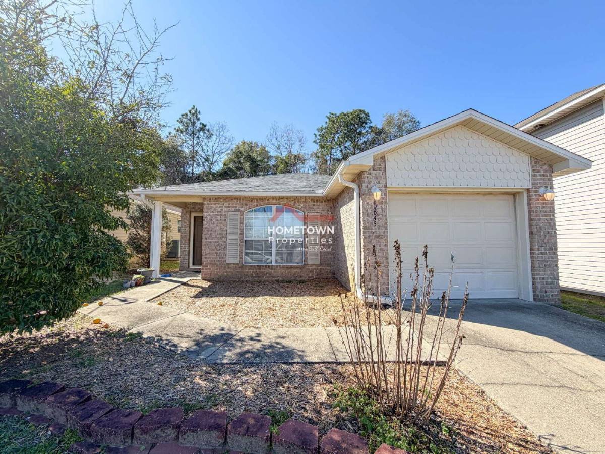 House for rent at 10645 Senegal Dr, Pensacola, FL 32534