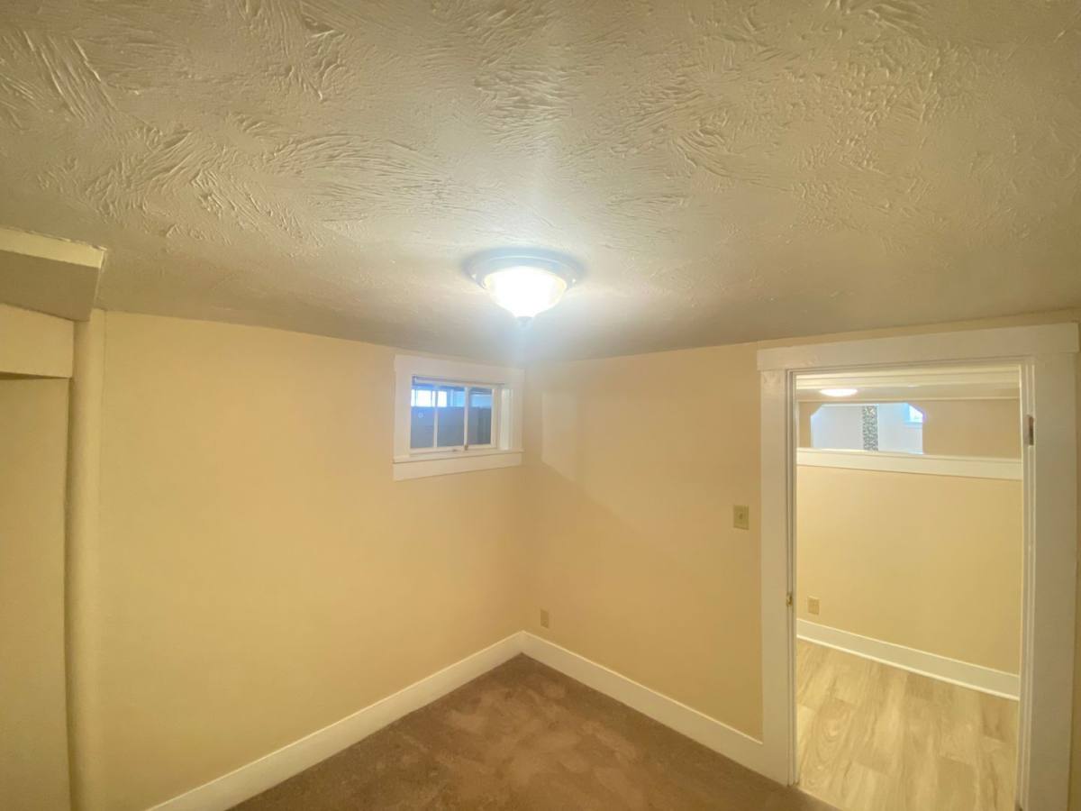 Apartment for rent at 16 Linwood St #A, Nashua, NH 03060