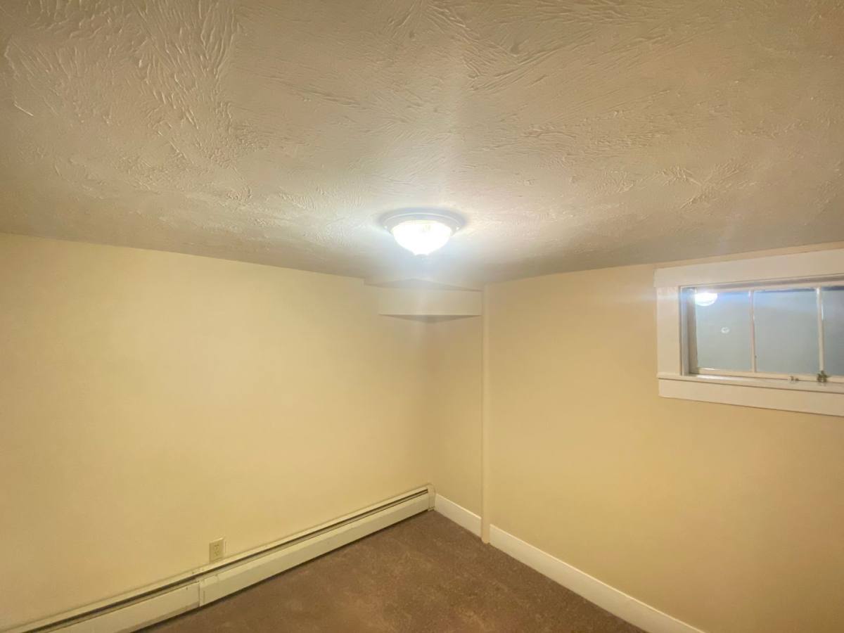 Apartment for rent at 16 Linwood St #A, Nashua, NH 03060