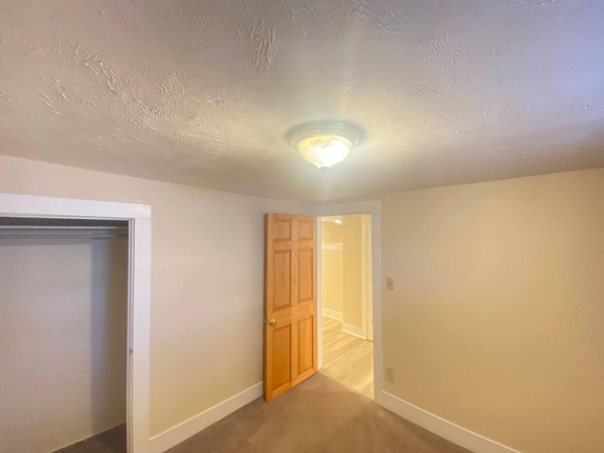 Apartment for rent at 16 Linwood St #A, Nashua, NH 03060