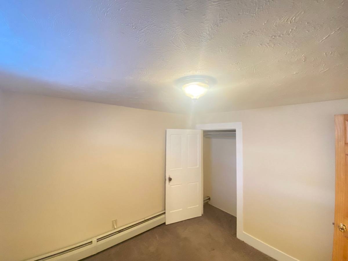 Apartment for rent at 16 Linwood St #A, Nashua, NH 03060
