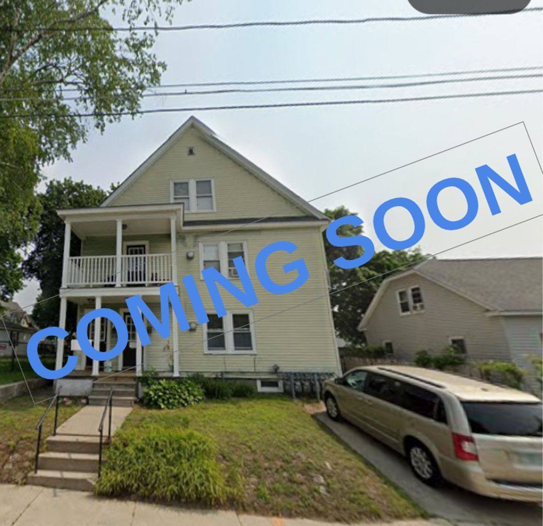 Apartment for rent at 16 Linwood St #A, Nashua, NH 03060
