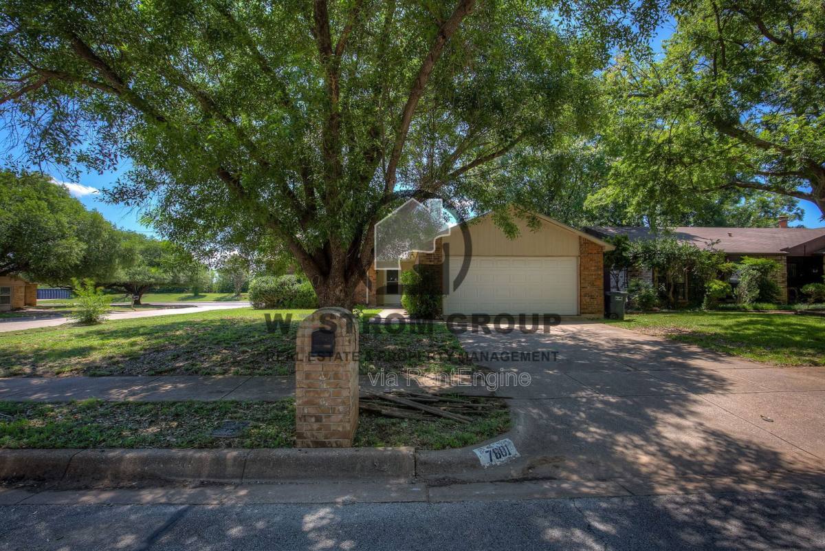 House for rent at 7801 Summerglen Rd, Fort Worth, TX 76133
