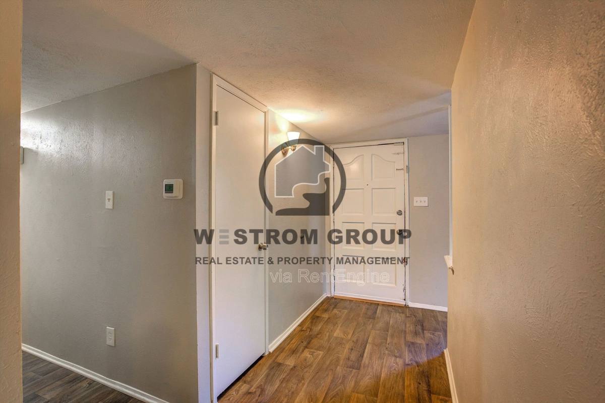 House for rent at 7801 Summerglen Rd, Fort Worth, TX 76133