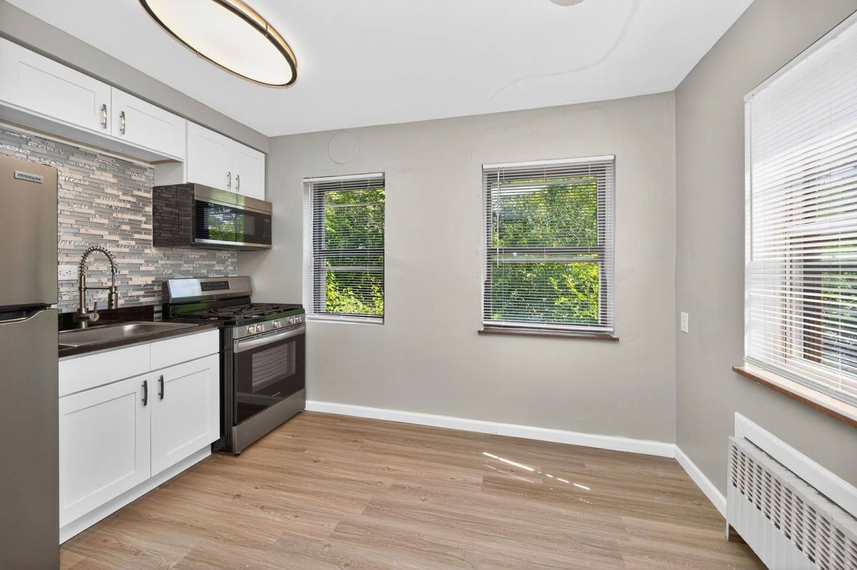 Apartment for rent at 242 Senator Place #1, Cincinnati, OH 45220