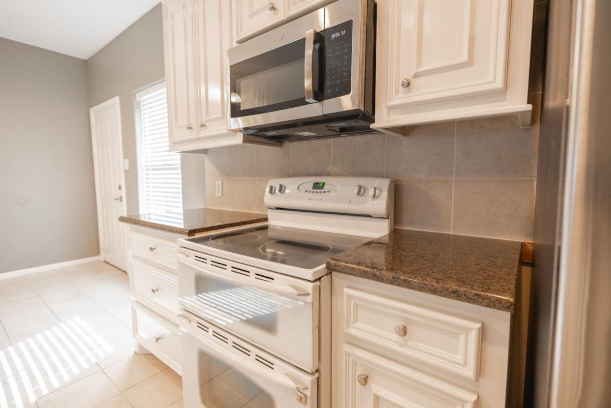 Apartment for rent at 13165 Snow Lane, Willis, TX 77318