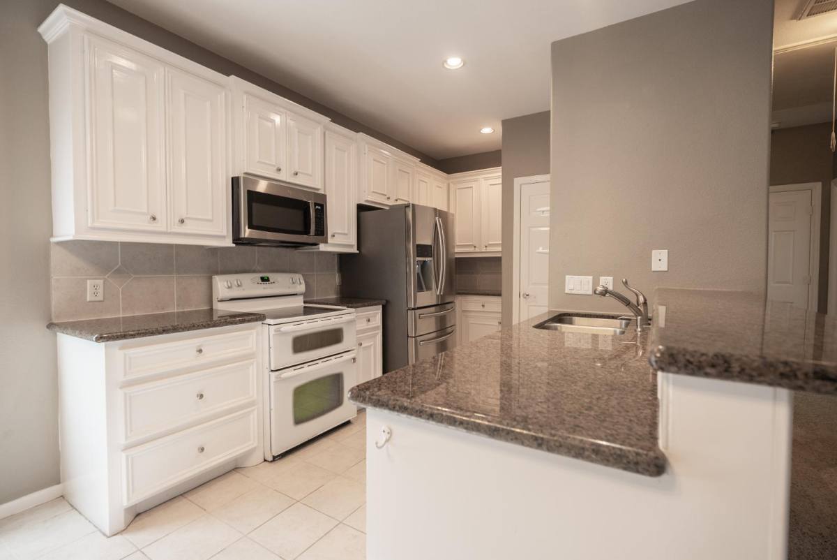 Apartment for rent at 13165 Snow Lane, Willis, TX 77318