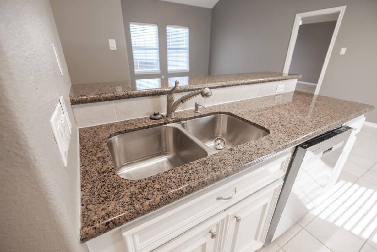 Apartment for rent at 13165 Snow Lane, Willis, TX 77318