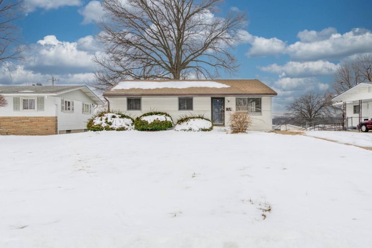 House for rent at 10219 Hobkirk Dr, Saint Louis, MO 63137