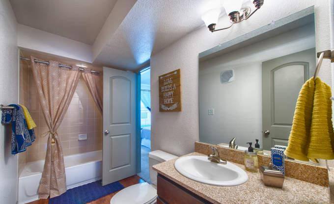Apartment for rent at 3405 N Shepherd Dr #1174, Houston, TX 77018