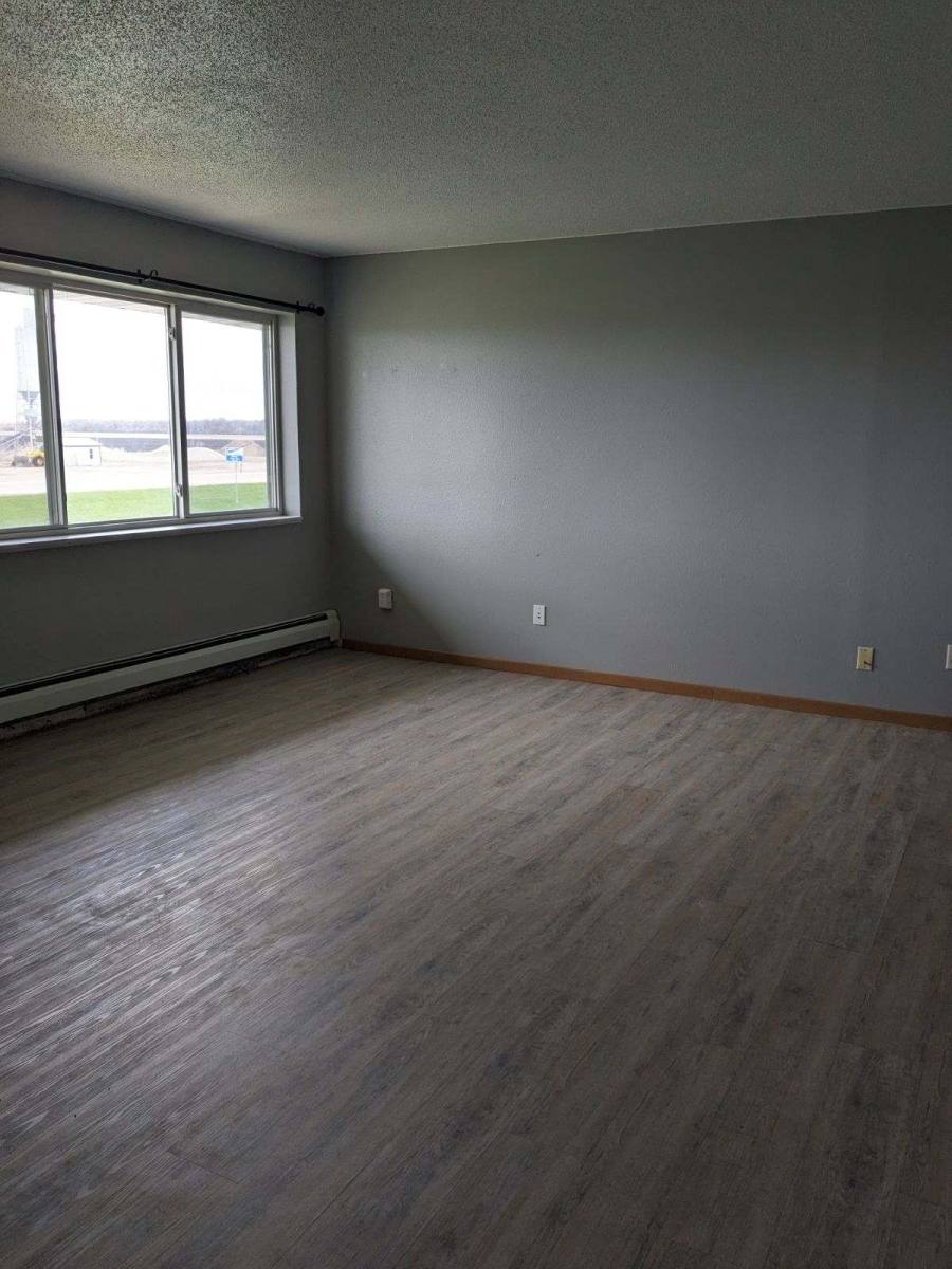Apartment for rent at 946 E Tower Ave #19, Warren, MN 56762
