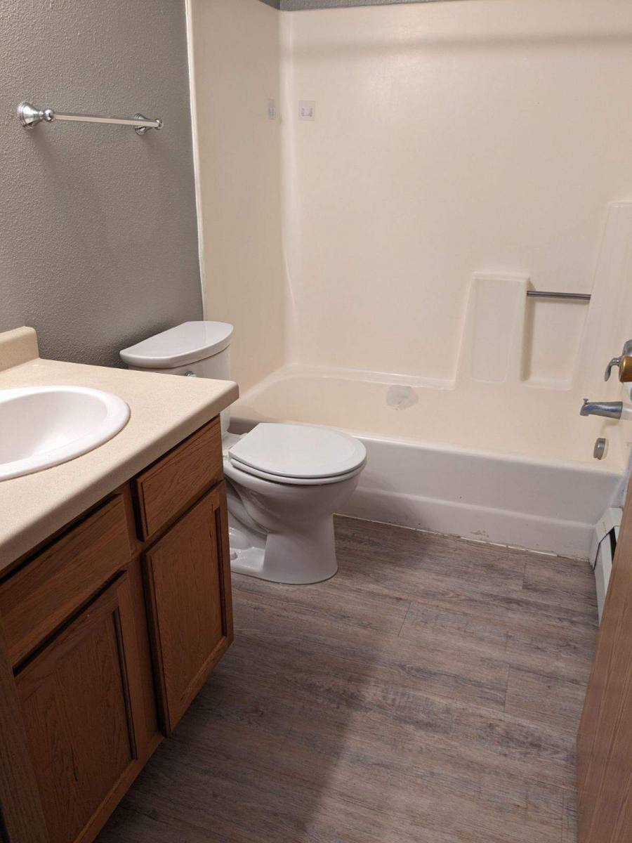 Apartment for rent at 946 E Tower Ave #19, Warren, MN 56762