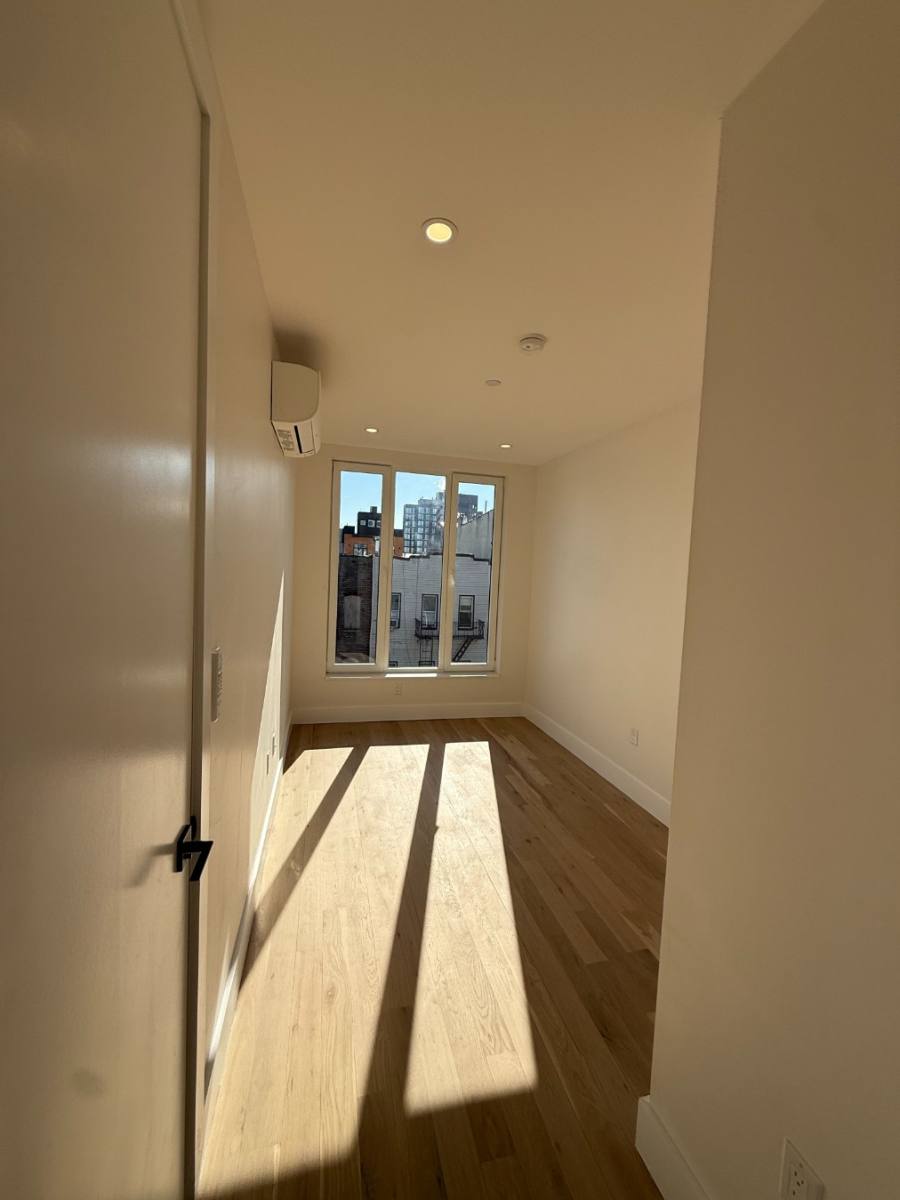 Apartment for rent at 96 Moore St #2A, Brooklyn, NY 11206