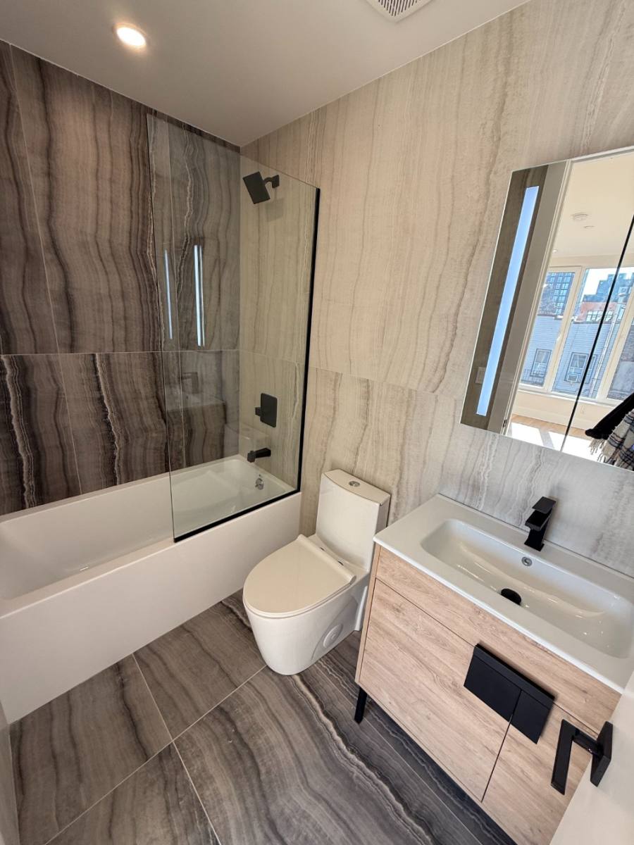 Apartment for rent at 96 Moore St #2A, Brooklyn, NY 11206