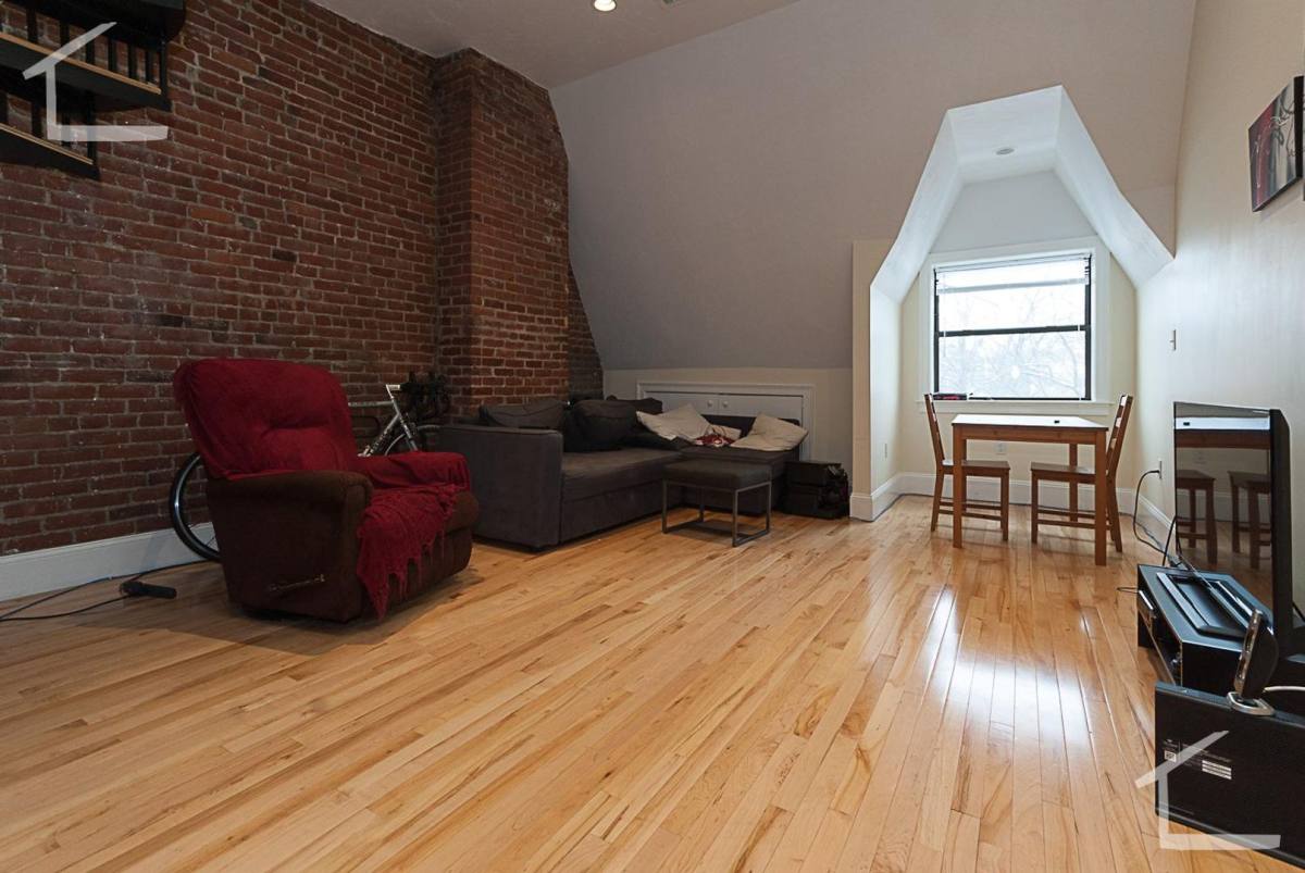 Apartment for rent at 1197 Beacon St #2, Brookline, MA 02446