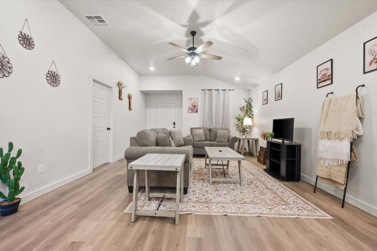 House for rent at 2509 Kenwood Ave, Lubbock, TX 79407