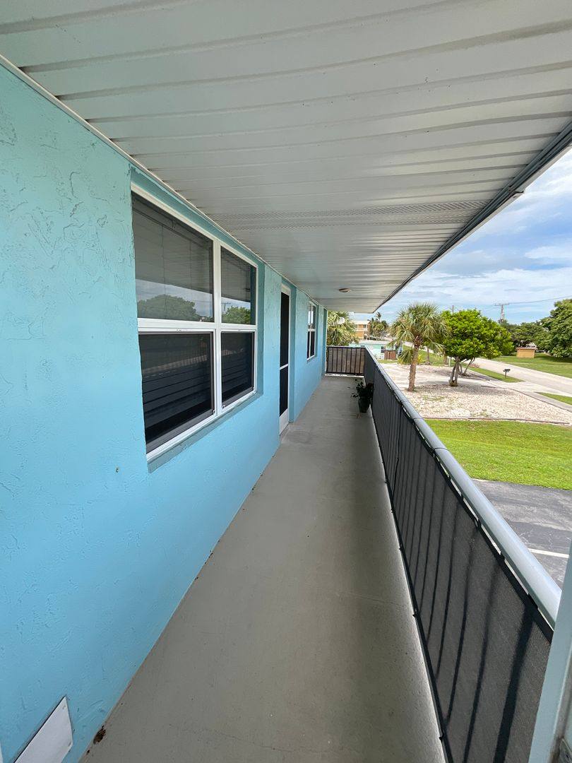 Apartment for rent at 661 Hernando St, Fort Pierce, FL 34949