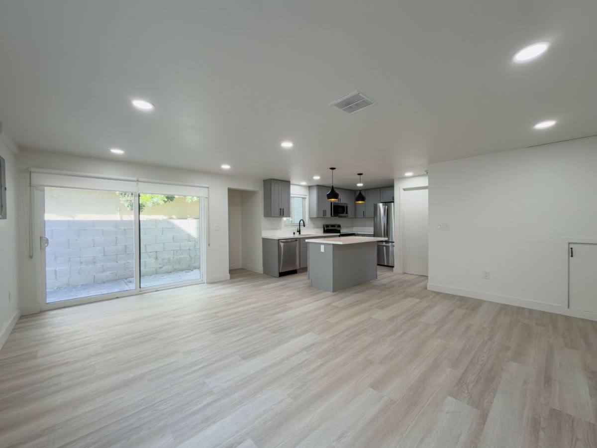 Apartment for rent at 2757 Andreo Ave, Torrance, CA 90501