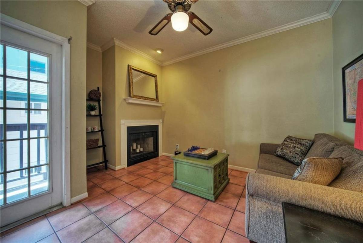 Apartment for rent at 711 W 21st St, Austin, TX 78705