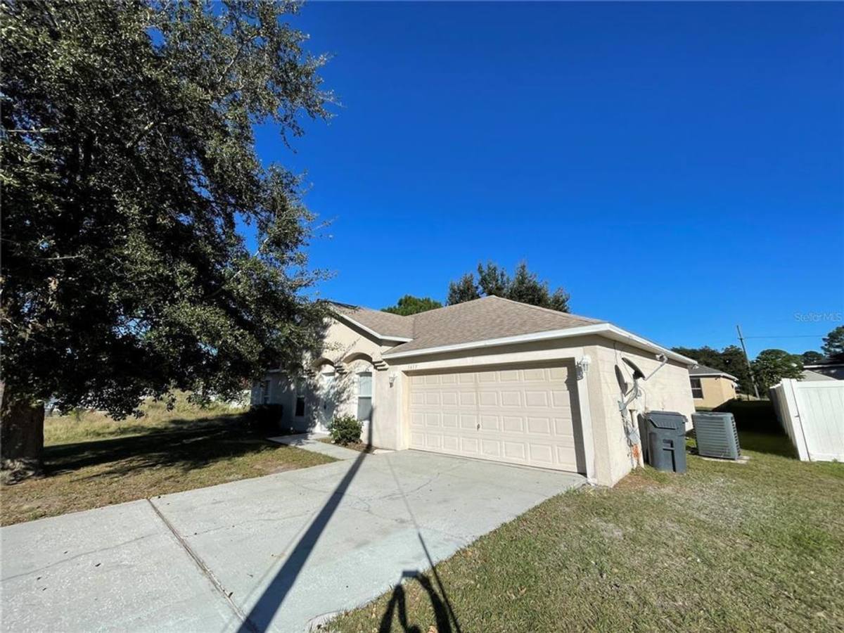 House for rent at 1613 Sail Dr, Kissimmee, FL 34759