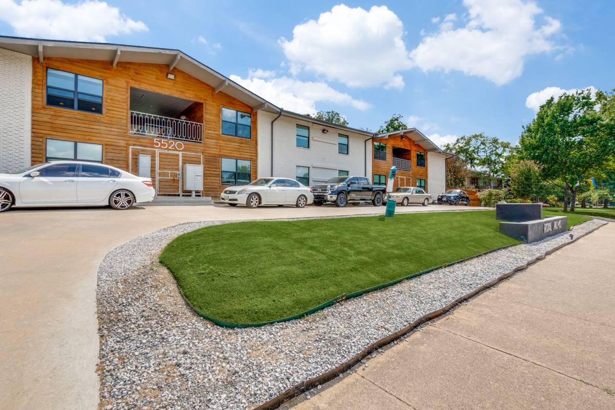 Apartment for rent at 5520 Gaston Ave, Dallas, TX 75214