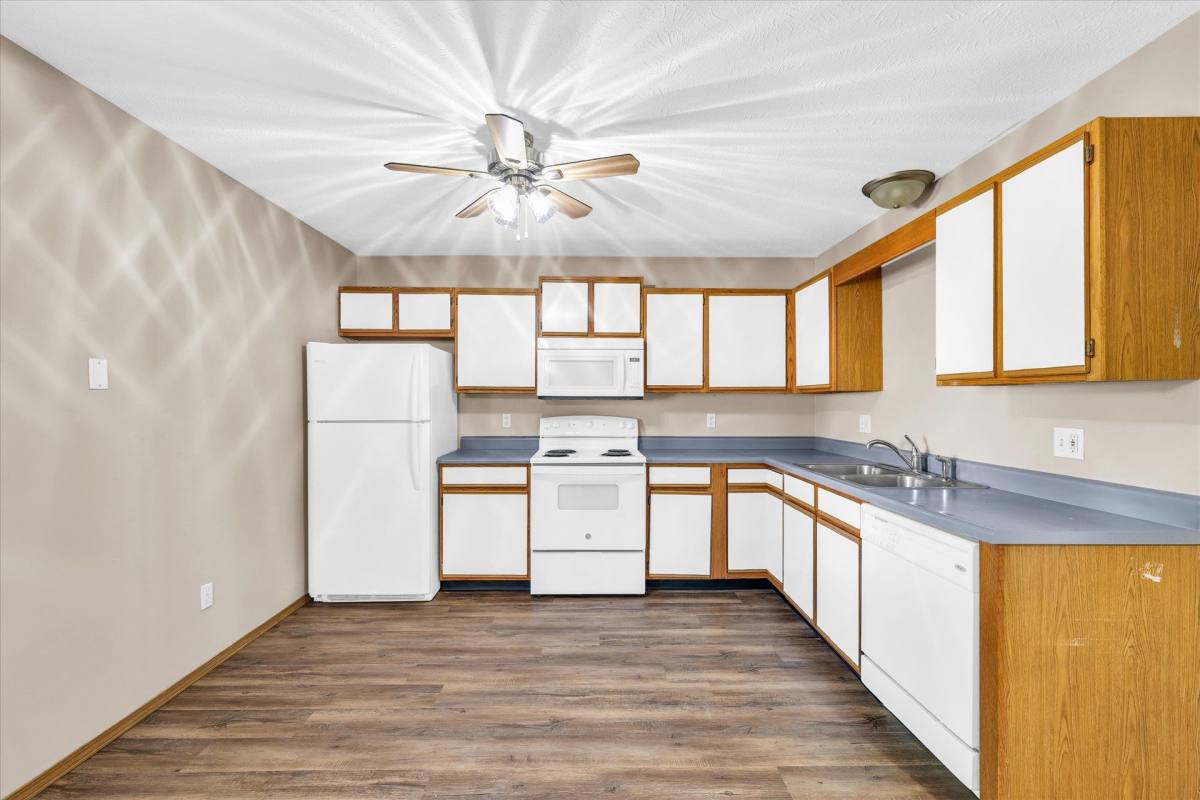 Townhouse for rent at 1403-1505 N Hershey Rd, Bloomington, IL 61704