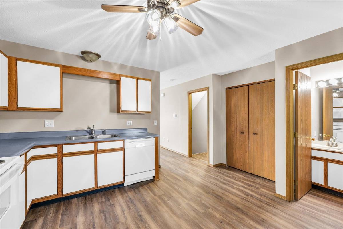 Townhouse for rent at 1403-1505 N Hershey Rd, Bloomington, IL 61704