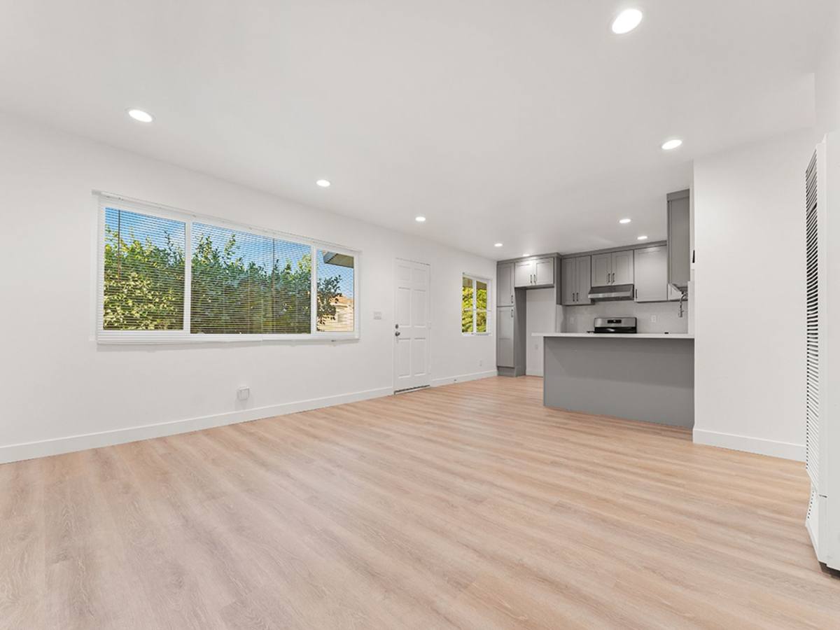 Apartment for rent at 308 S Laurel St, Santa Ana, CA 92704
