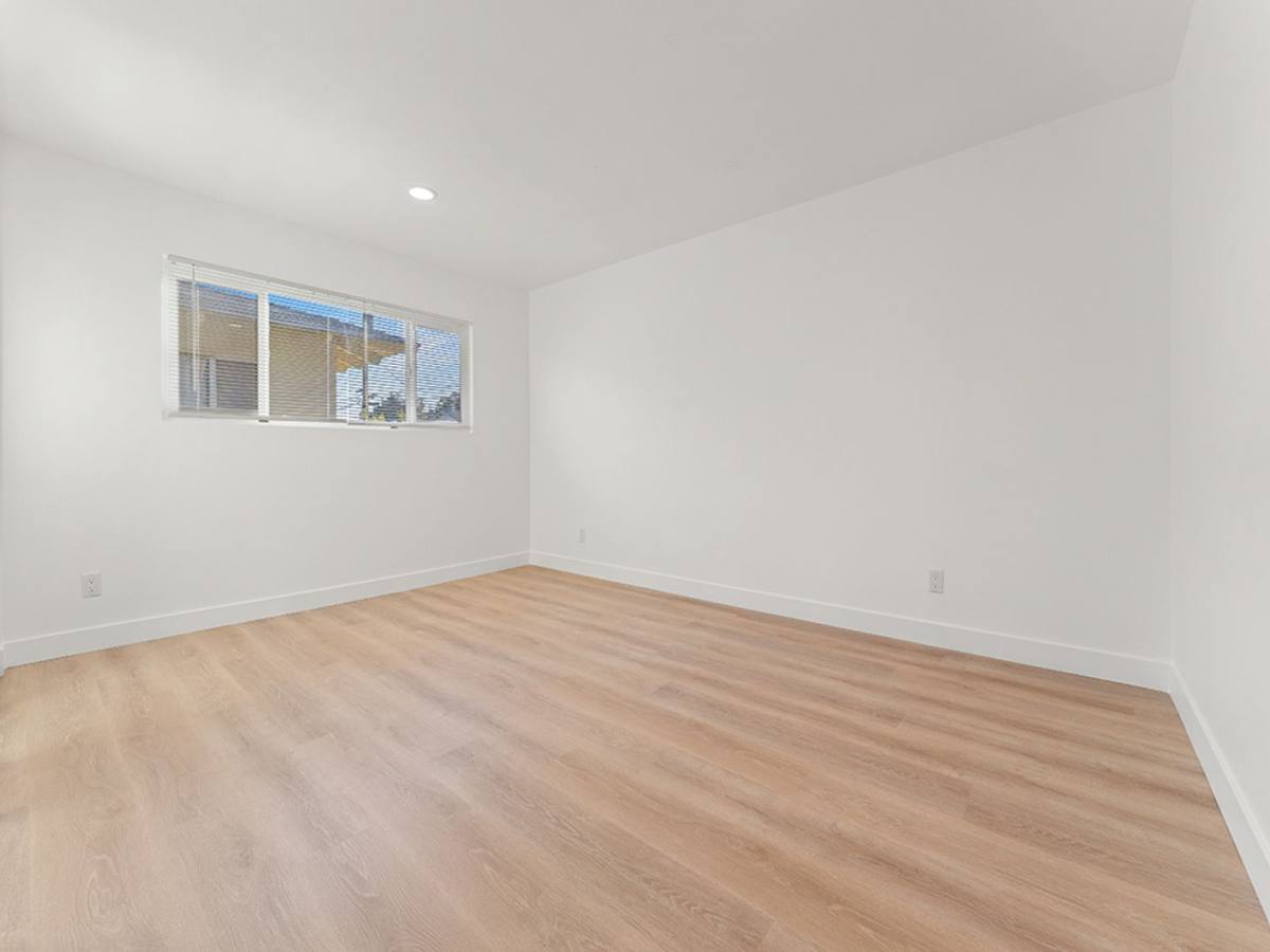 Apartment for rent at 308 S Laurel St, Santa Ana, CA 92704