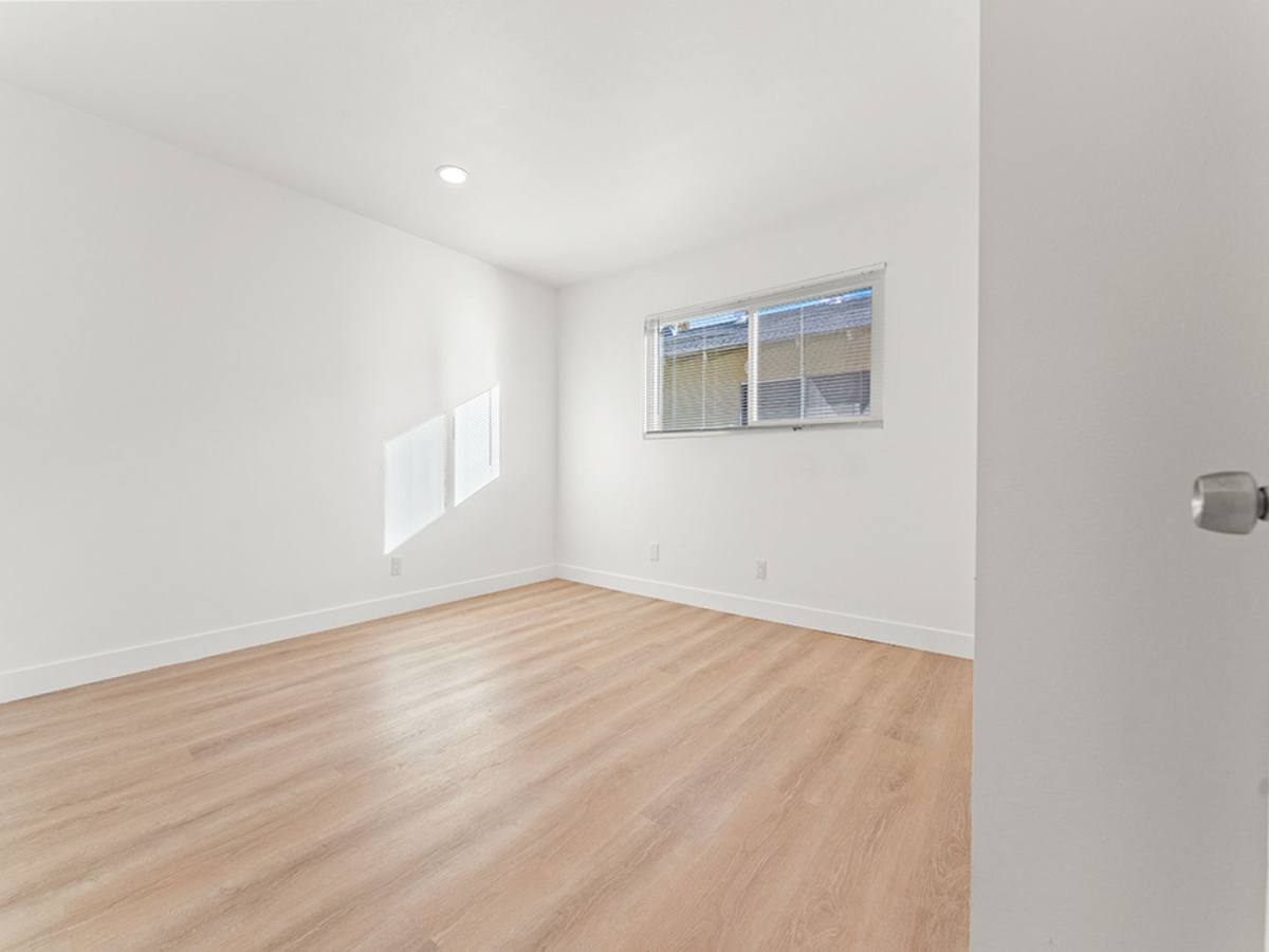 Apartment for rent at 308 S Laurel St, Santa Ana, CA 92704